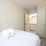 Spacious 3bed With Parking-near Harcourt Luas Stop Appartamento
