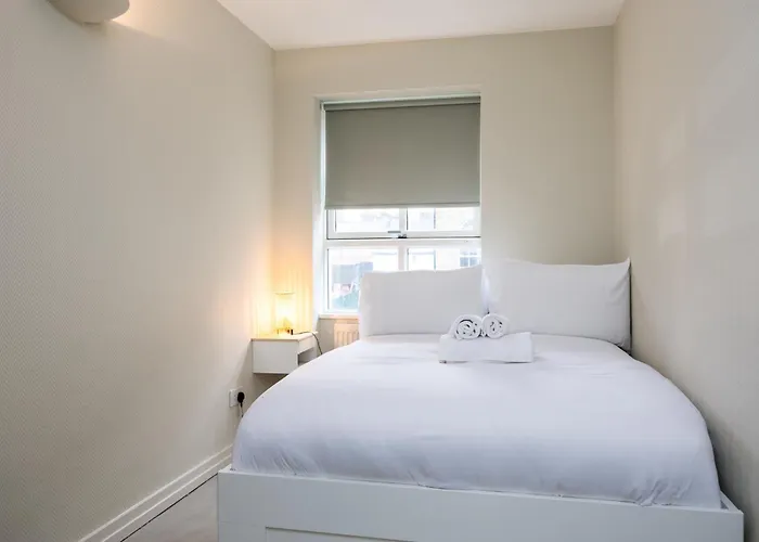 Spacious 3bed With Parking-near Harcourt Luas Stop شقة دبلن