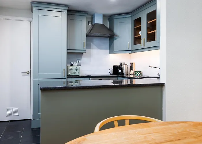 Spacious 3bed With Parking-near Harcourt Luas Stop Dublín