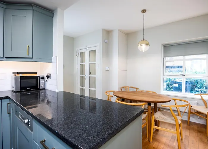 Apartamento Spacious 3bed With Parking-near Harcourt Luas Stop Dublín